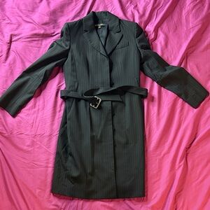 Brooks Brothers Black Pinstriped Hidden Button Trench Coat Size 4P Thread Pull
